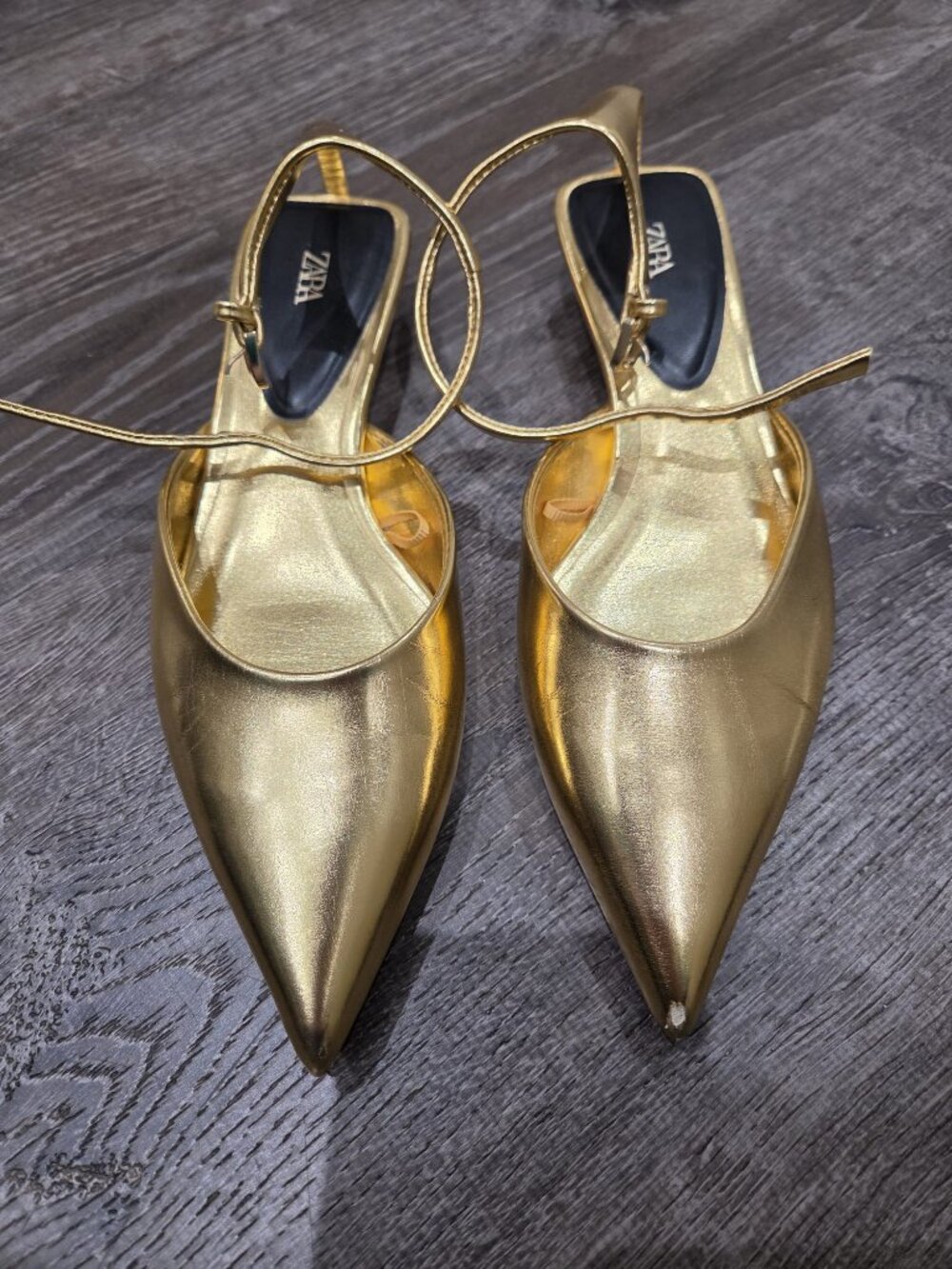 Zara gold kitten heal pointed toe shoes - Picture 2 of 6